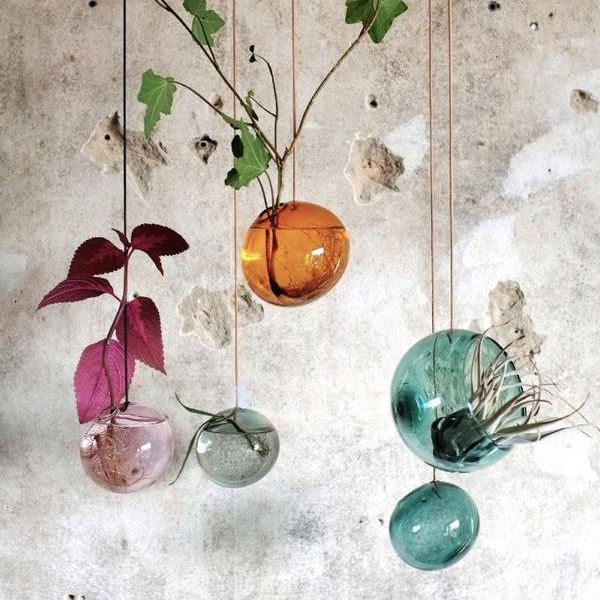 Studio About hanging flower bubble vase